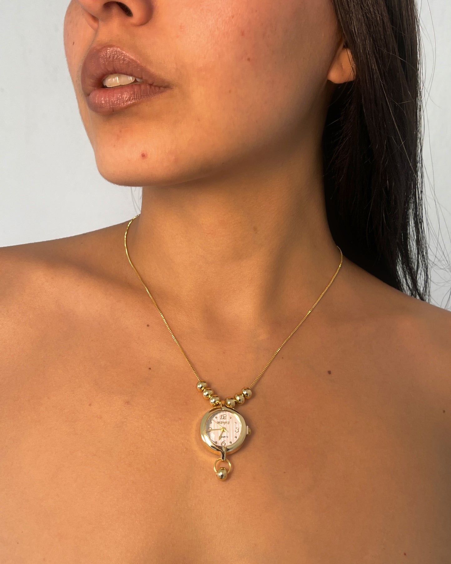 collar simple goldie