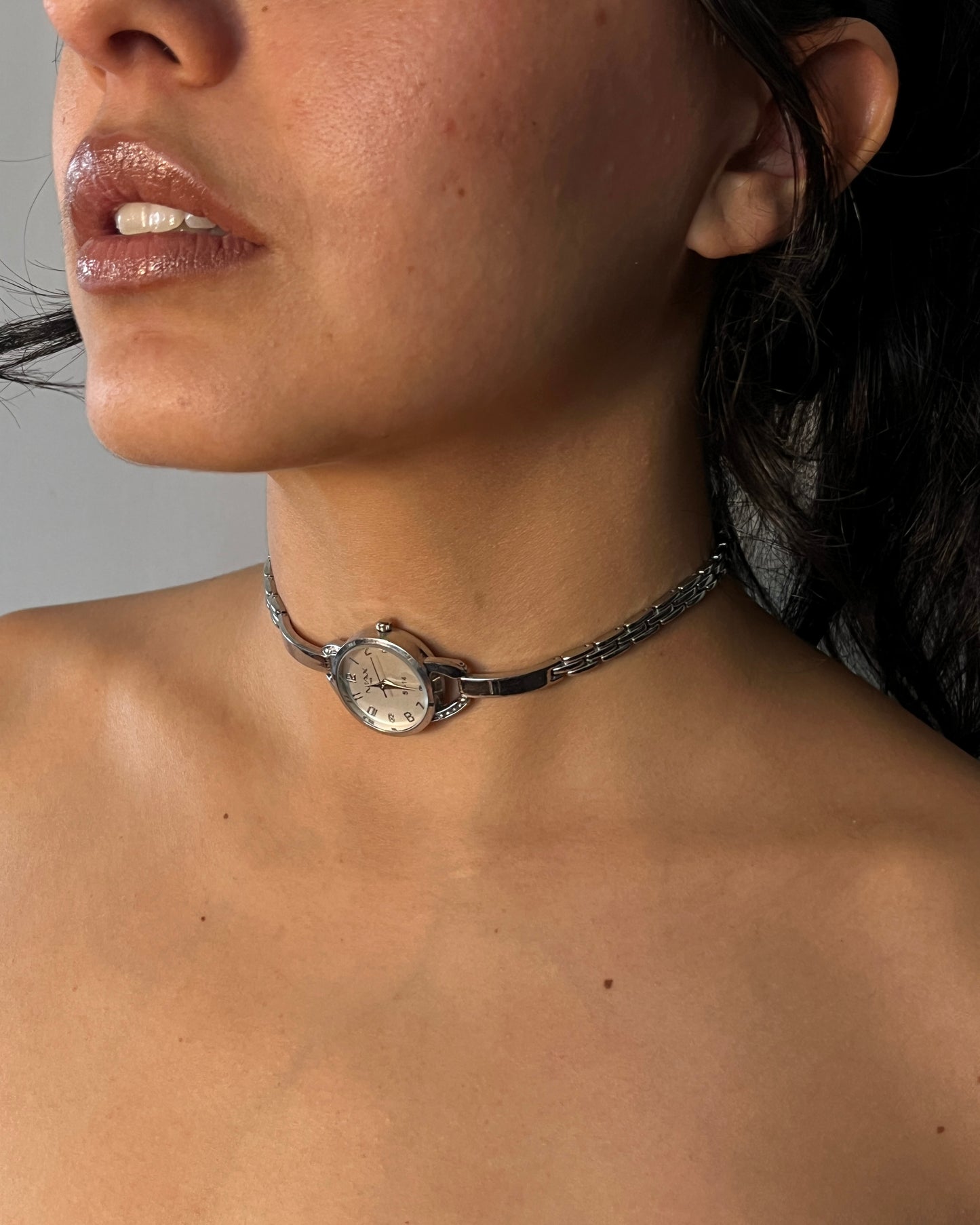 choker reloj basic