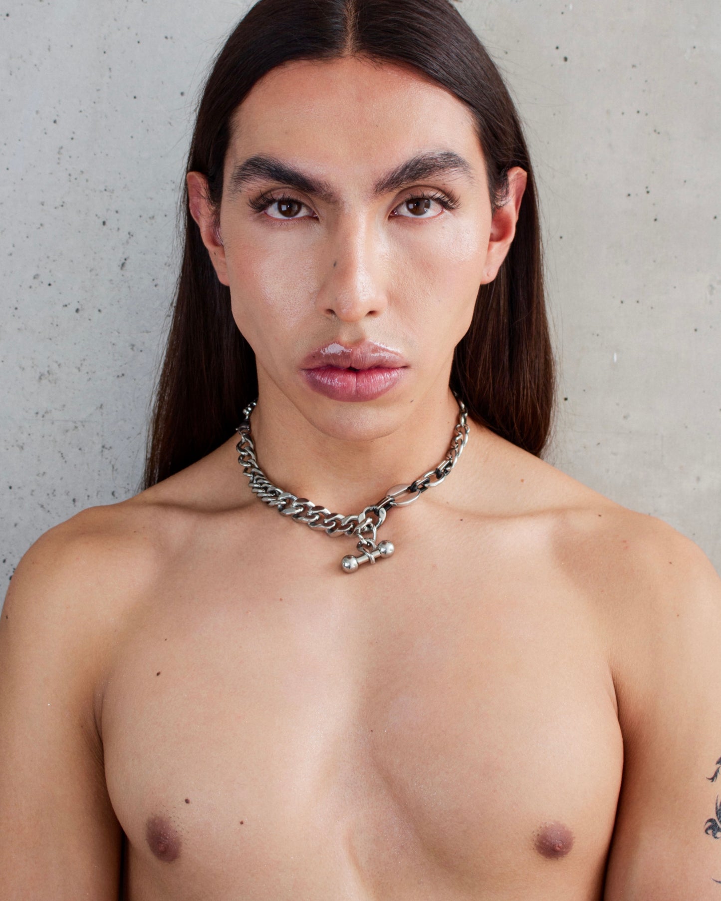 collar PERFORADO
