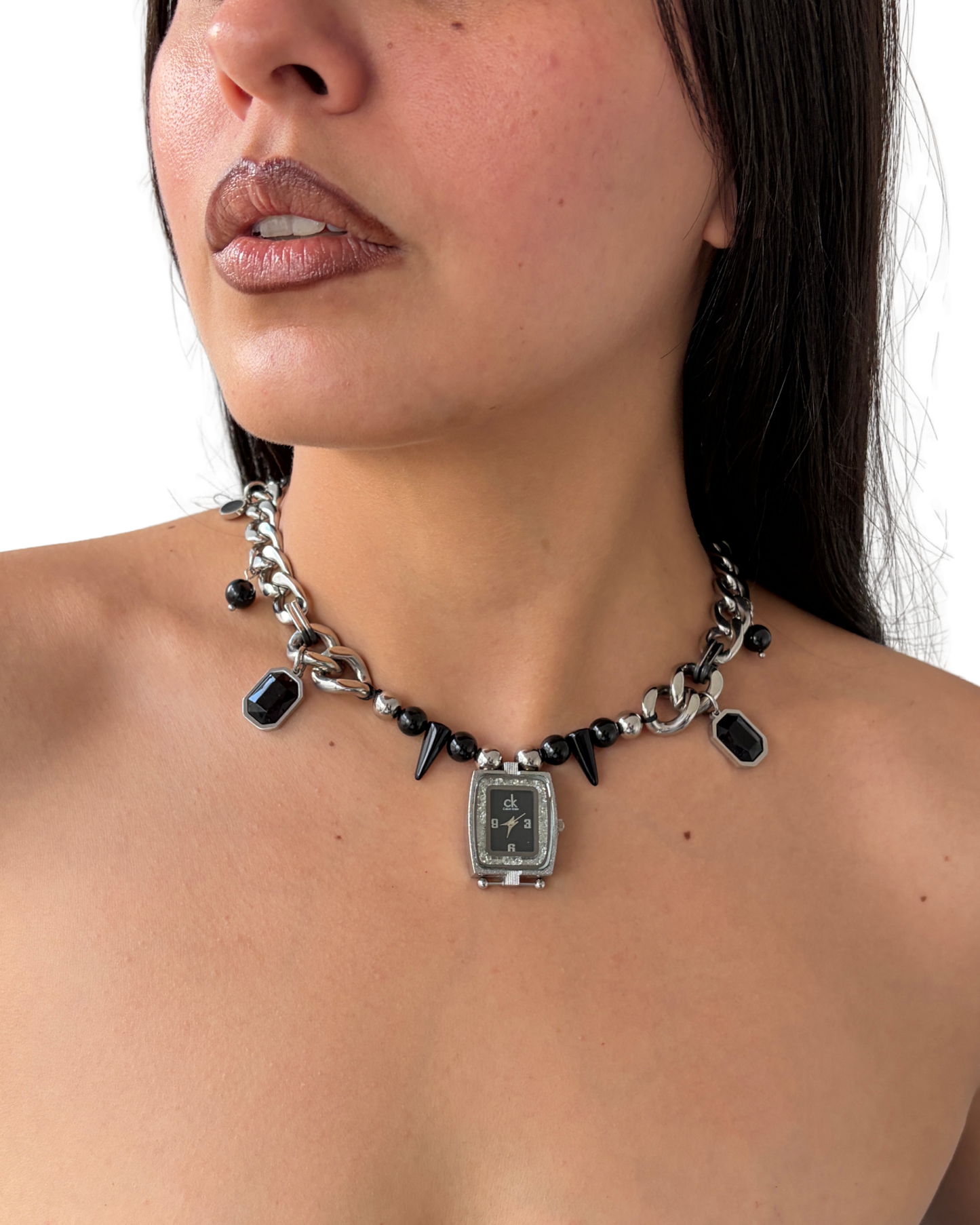 collar piedra negra