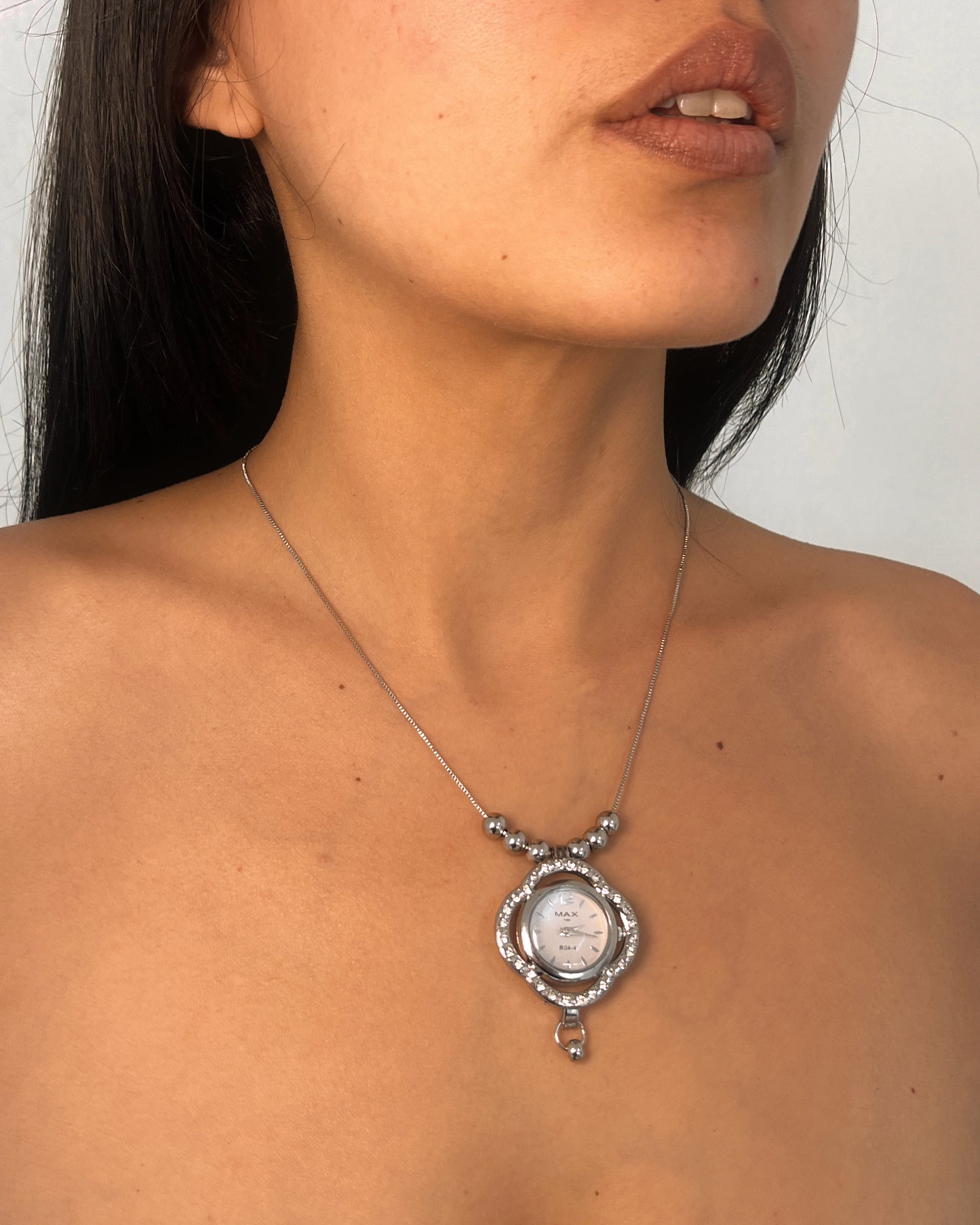 collar flor BLING