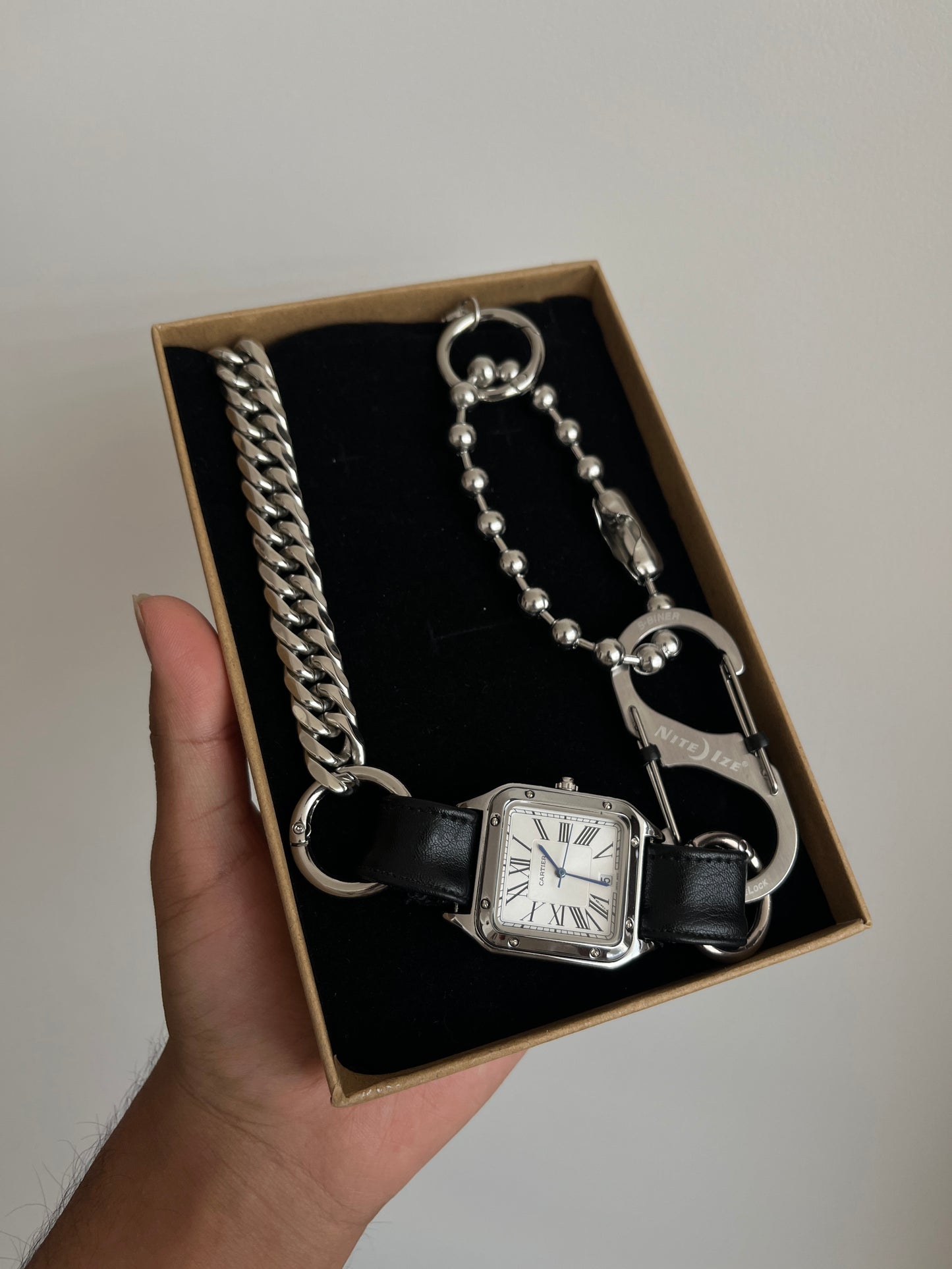 collar reloj “quiere mi cartier”