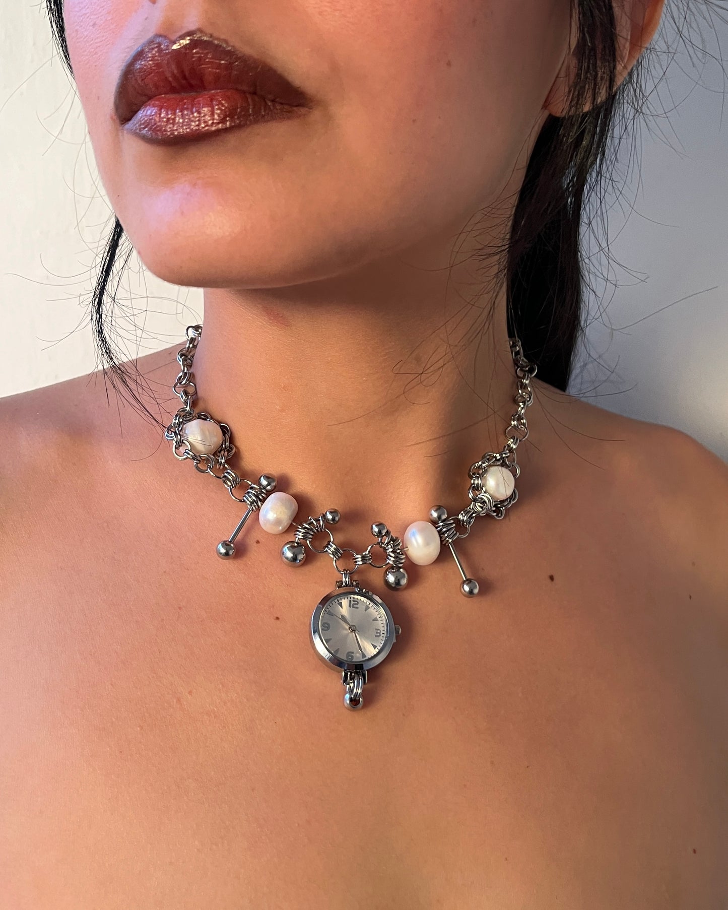 collar pearl mist