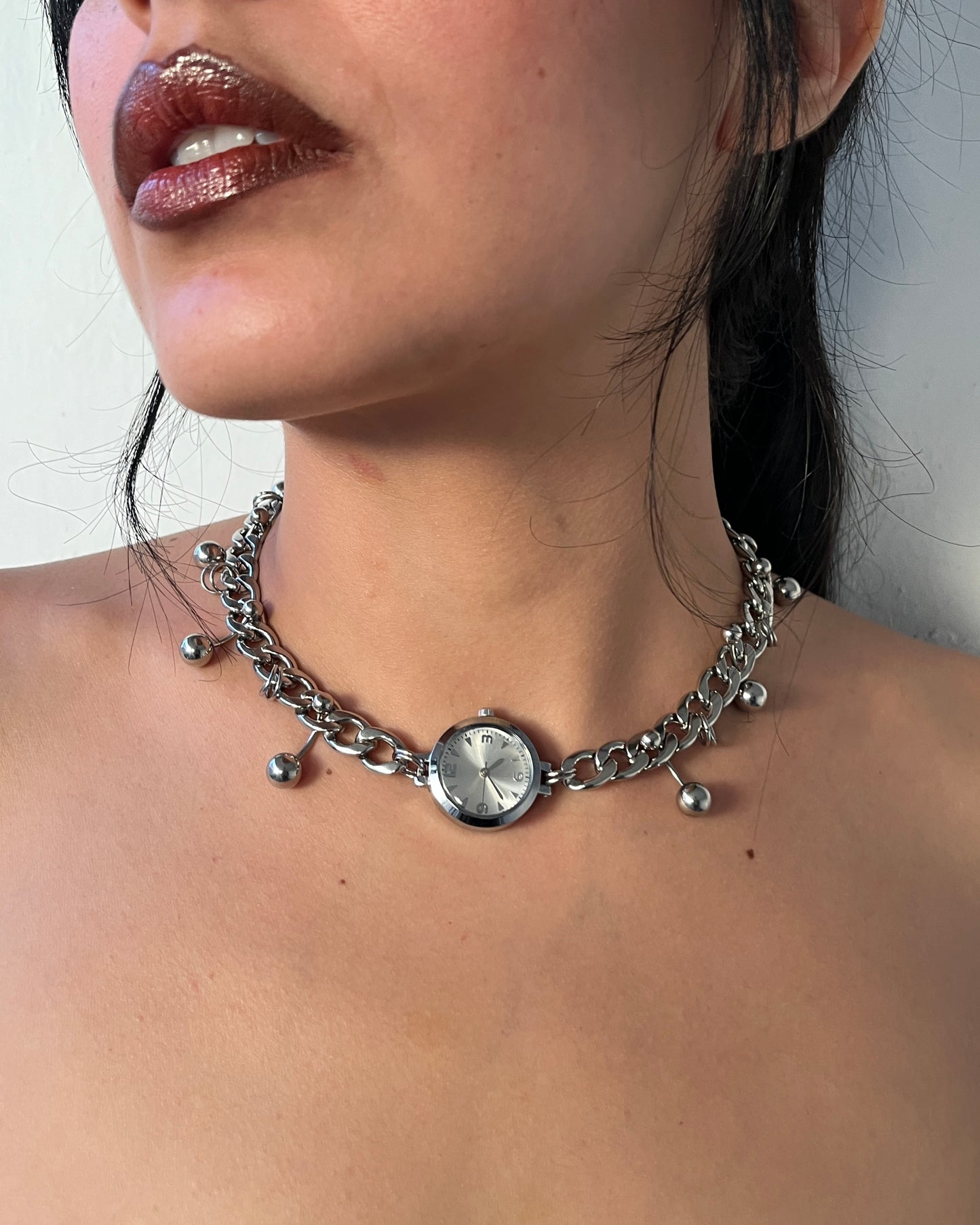 collar mírame