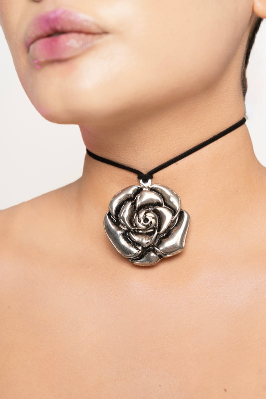 collar rosa